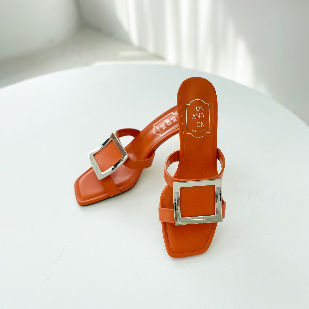 신발 오렌지 색상 이미지-S2L24