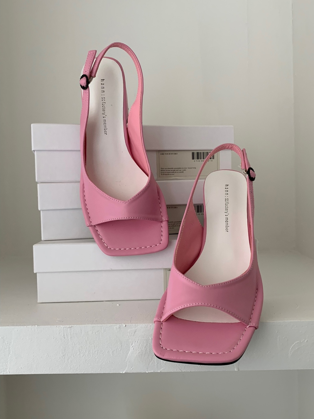 신발 핑크 색상 이미지-S8L27